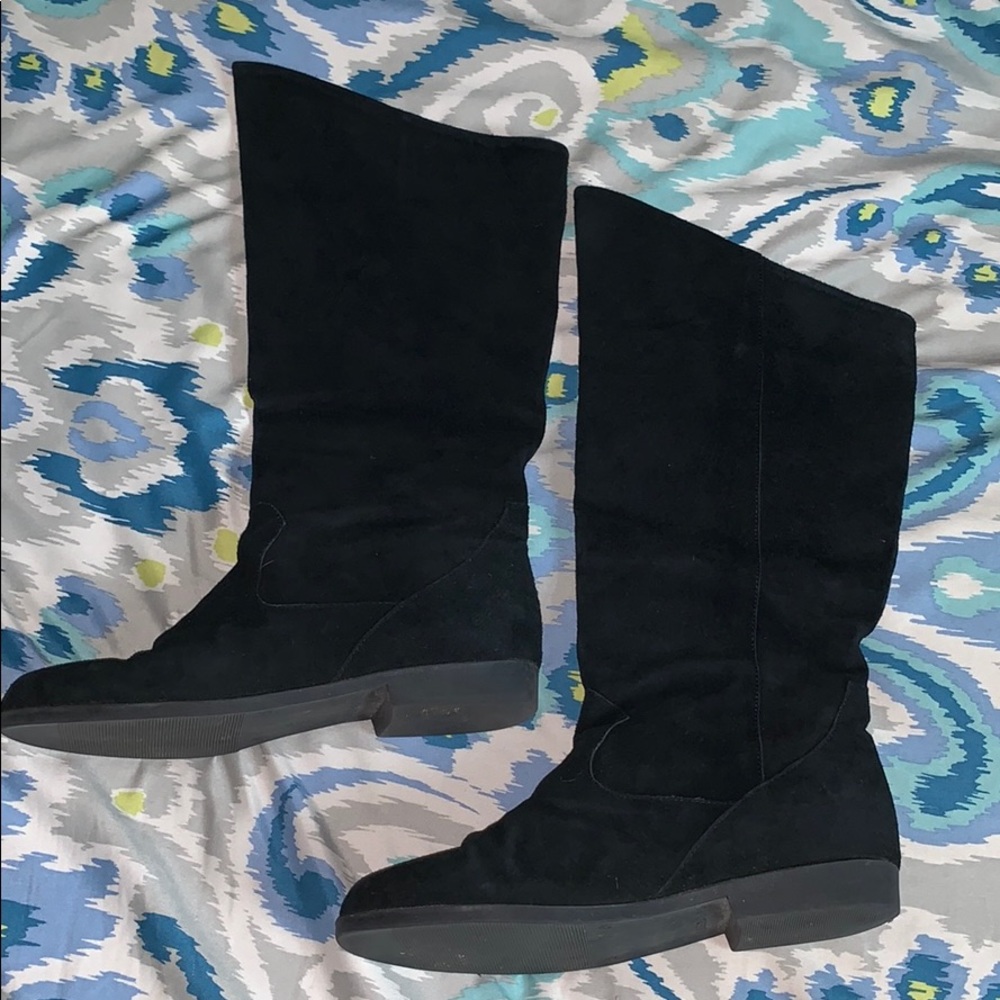 Black fall boots